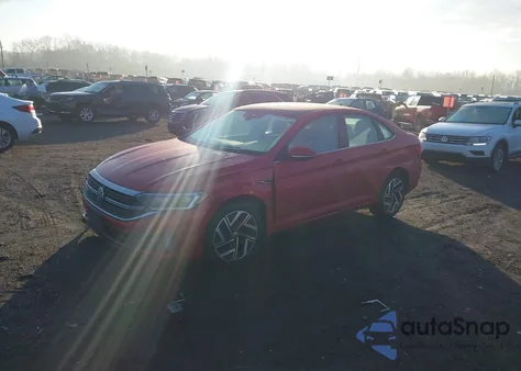 2024 Volkswagen Jetta 1.5T Sel z USA, uszkodzony, nr VIN 3VWGM7BU9RM066680